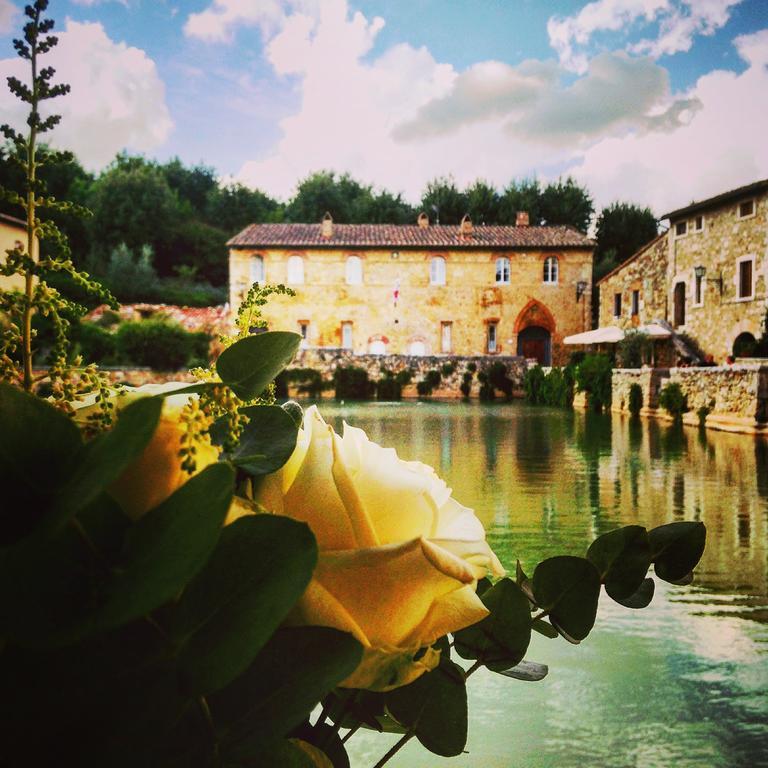 La Locanda Del Loggiato Bagno Vignoni Exterior photo
